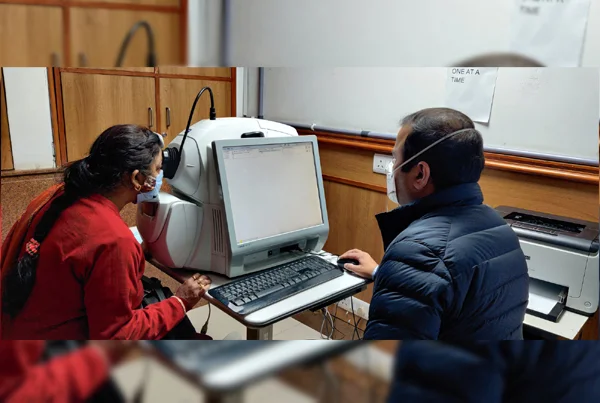 D R Eye Centre